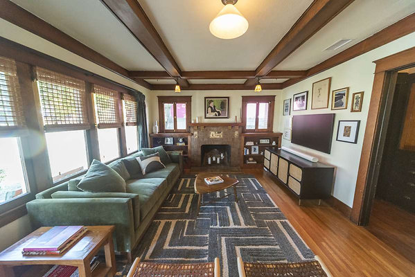 13395 living 4 13395 living 4