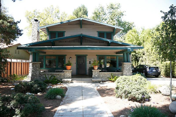 CAST LosAngeles 4553