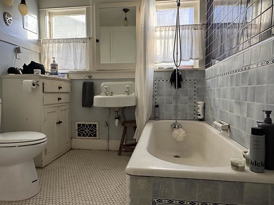 14001 bath 1 14001 bath 1