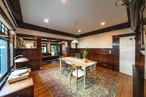 11285 dining 1 11285 dining 1