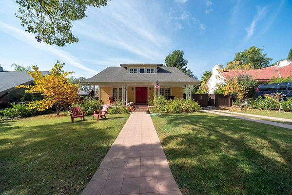 CAST LosAngeles 12511