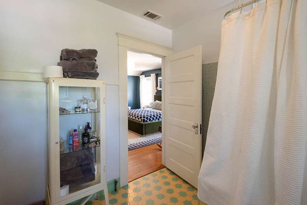 11779 bath 2 11779 bath 2