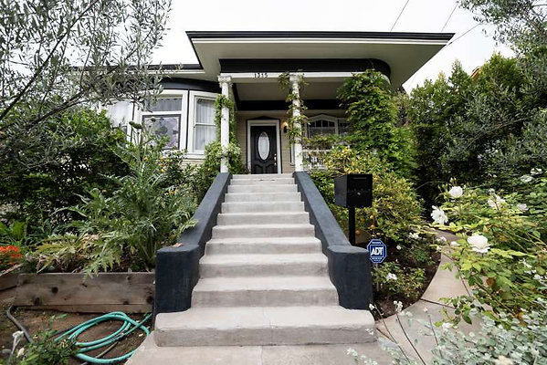 CAST LosAngeles 11023