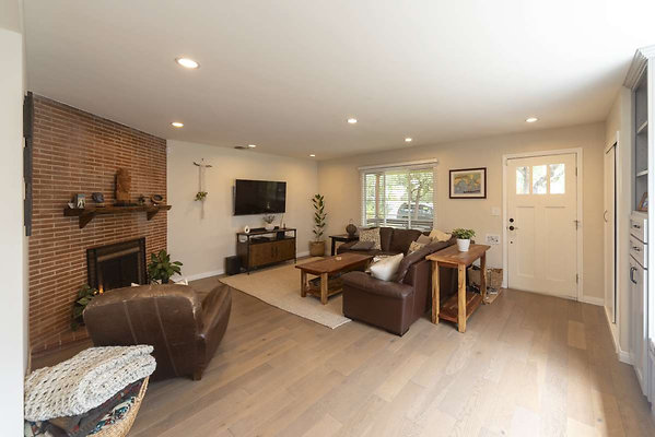 13691 living 1 13691 living 1