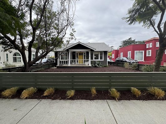 CAST LosAngeles 13366