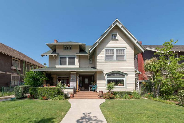 CAST LosAngeles 11548