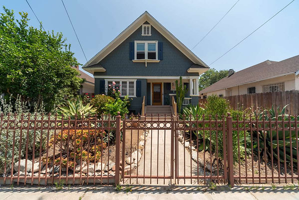 CAST LosAngeles 12740