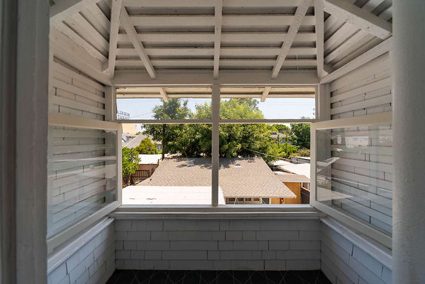 12740 balcony 1 12740 balcony 1