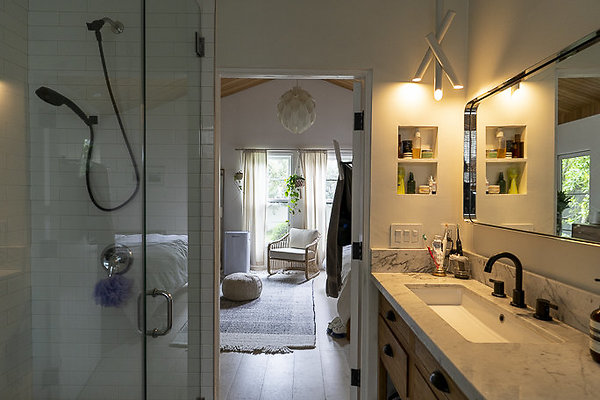 Americana 166-82 Americana 166-82