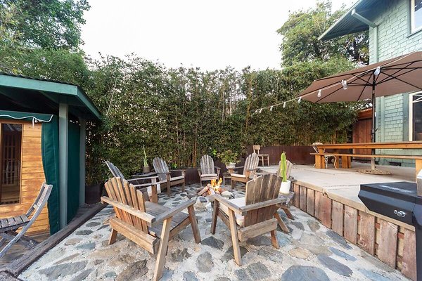 14003 patio 2 14003 patio 2