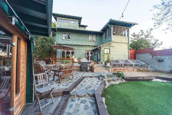 14003 patio 1 14003 patio 1