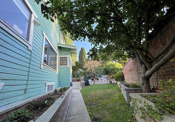 12550 garden 1 12550 garden 1