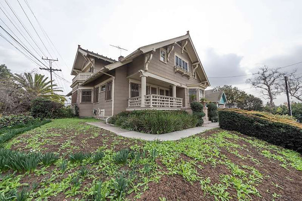 8143 porch 1 8143 porch 1