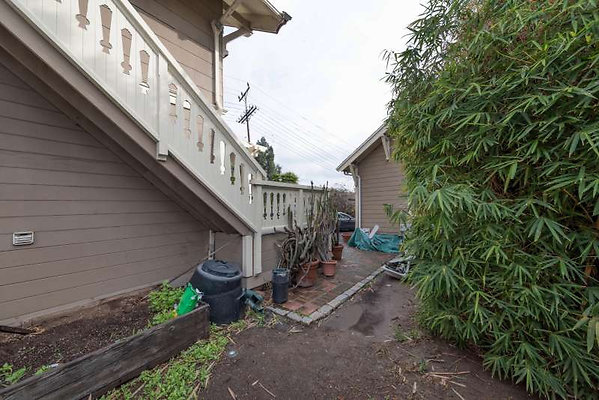 8143 garden 2 8143 garden 2