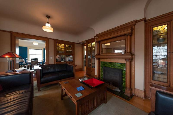 8143 living 6 8143 living 6