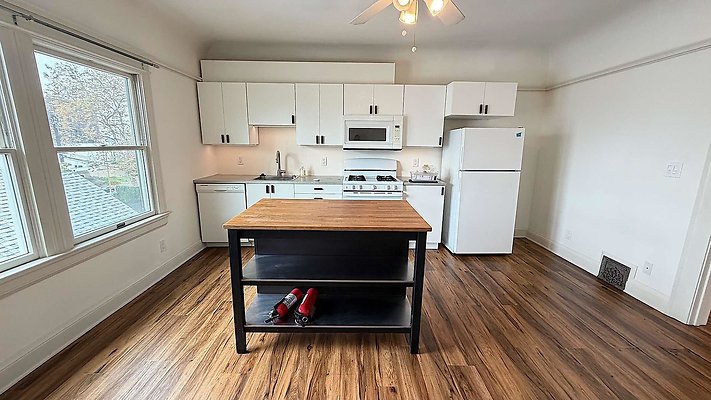 8143 guest 11 8143 guest 11