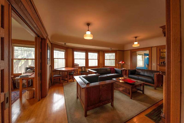 8143 living 2 8143 living 2