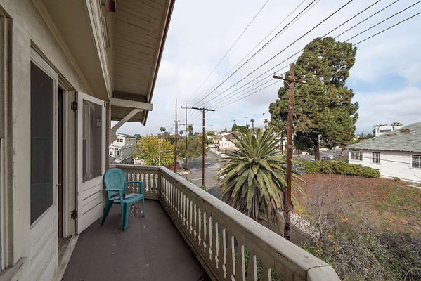 8143 balcony 1 8143 balcony 1