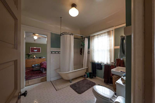 8143 bath 2 8143 bath 2