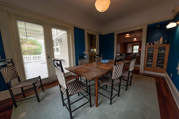 8143 dining 1 8143 dining 1