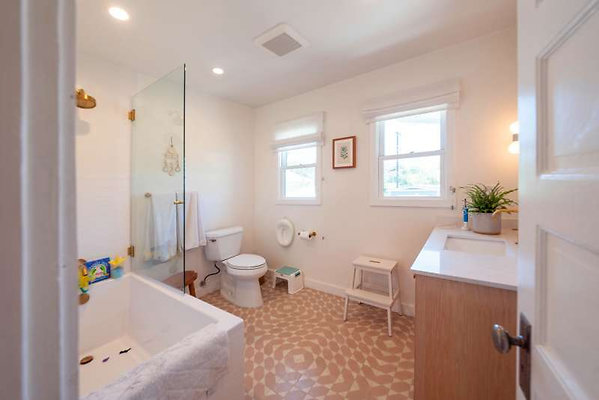 12023 bath 1 12023 bath 1