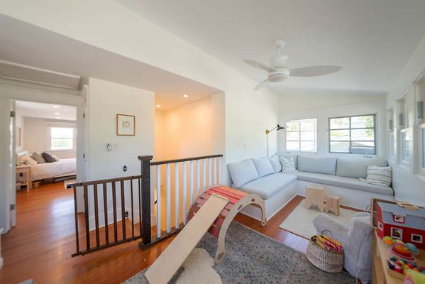 12023 den 4 12023 den 4