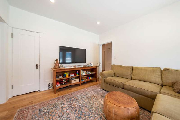 12023 den 3 12023 den 3