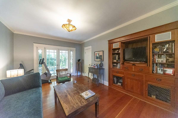 13768 den 1 13768 den 1