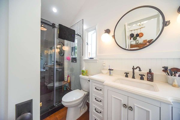 13834 bath 1 13834 bath 1