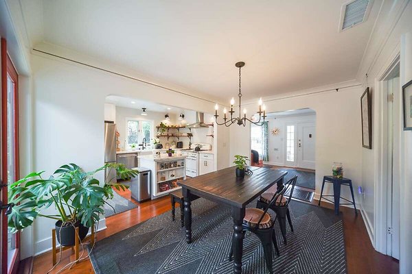 13834 dining 5 13834 dining 5