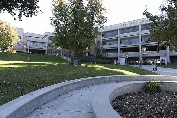 COLLEGE OF THE CANYONS-67 COLLEGE OF THE CANYONS-67