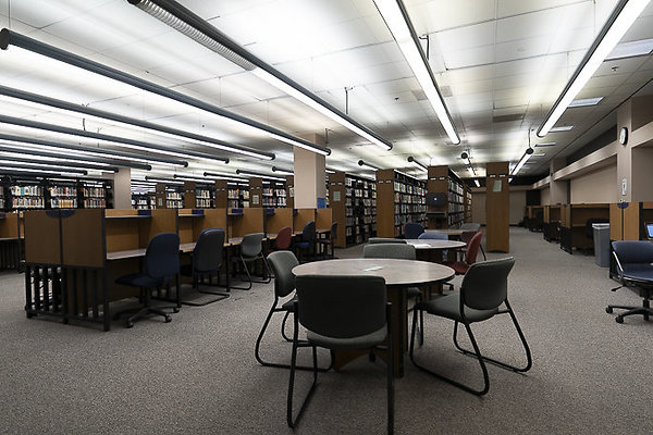 COLLEGE OF THE CANYONS-201 COLLEGE OF THE CANYONS-201