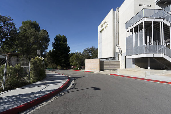 COLLEGE OF THE CANYONS-153