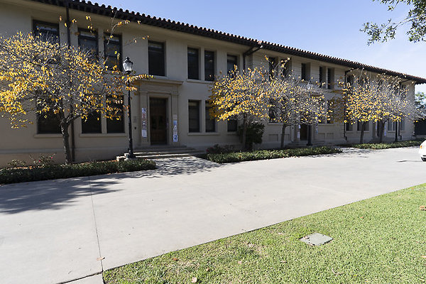 OCCIDENTAL COLLEGE-39