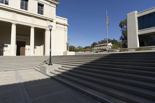 OCCIDENTAL COLLEGE-78 OCCIDENTAL COLLEGE-78