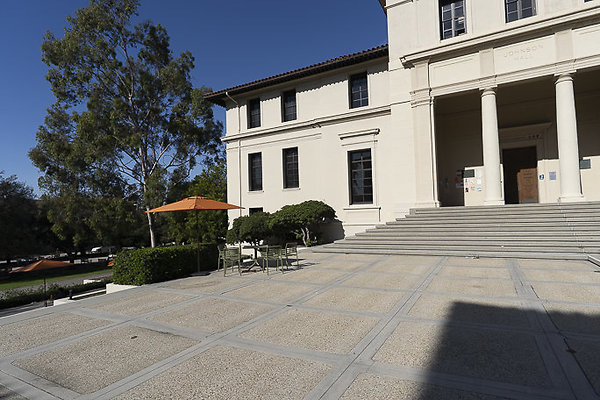 OCCIDENTAL COLLEGE-75 OCCIDENTAL COLLEGE-75