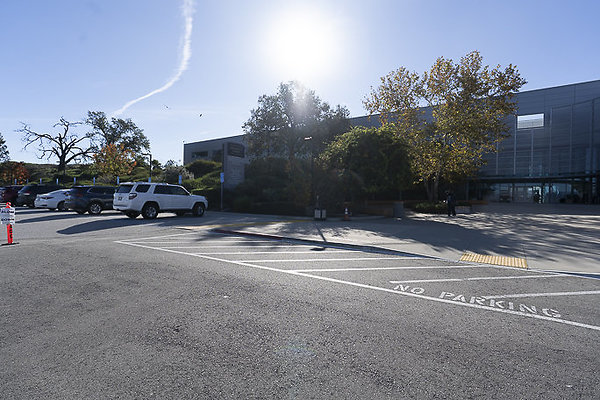 COLLEGE OF THE CANYONS-160