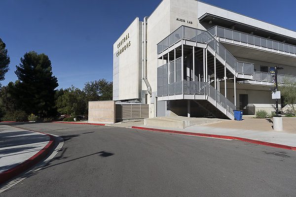 COLLEGE OF THE CANYONS-152