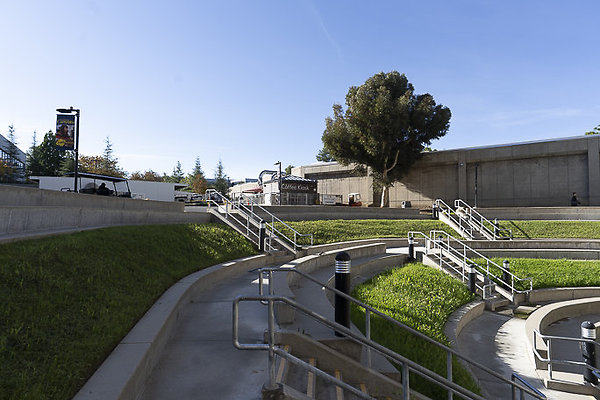 COLLEGE OF THE CANYONS-128