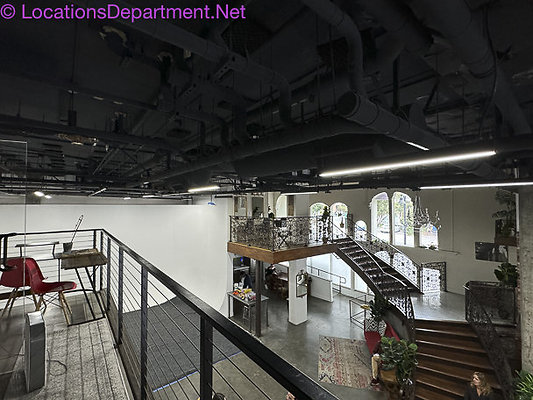 Loft 466-83 Loft 466-83