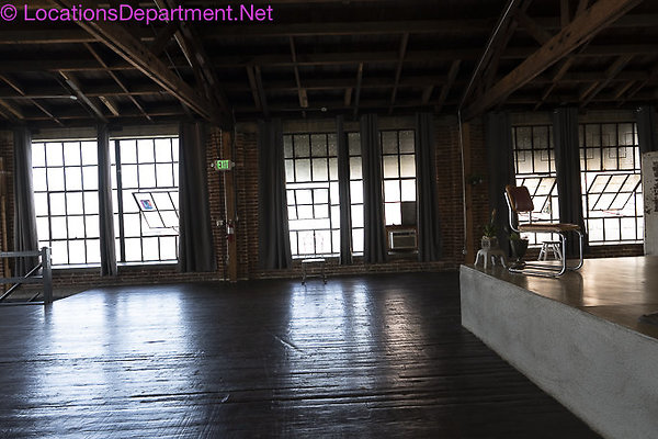 Loft 458-128 Loft 458-128