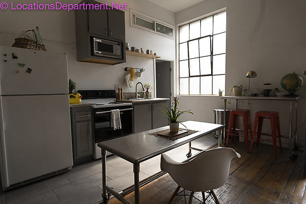 Loft 458-76 Loft 458-76