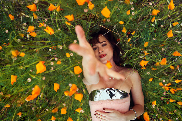 VanityFair DakotaJohnson 07 0143 04-scaled