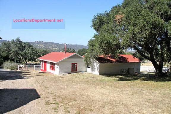 LocationsDepartment.Net Ranch 2002 a0107